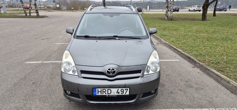 Photo 3 - Toyota Corolla Verso 2007 y Van