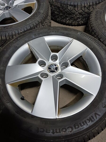 Photo 3 - Skoda light alloy R16 rims