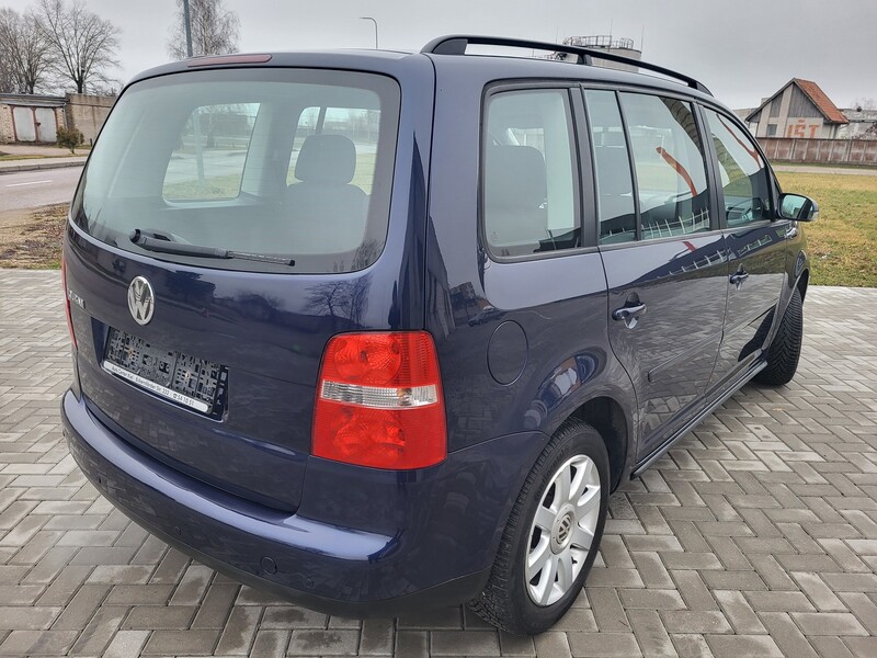 Фотография 3 - Volkswagen Touran 2006 г Минивэн