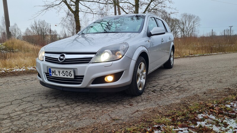 Nuotrauka 3 - Opel Astra 2010 m Universalas