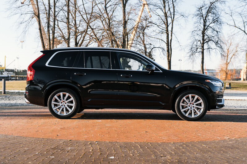 Photo 2 - Volvo XC90 2016 y Off-road / Crossover