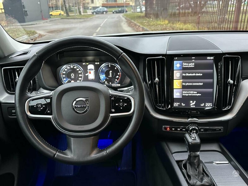 Photo 3 - Volvo XC60 2018 y Off-road / Crossover