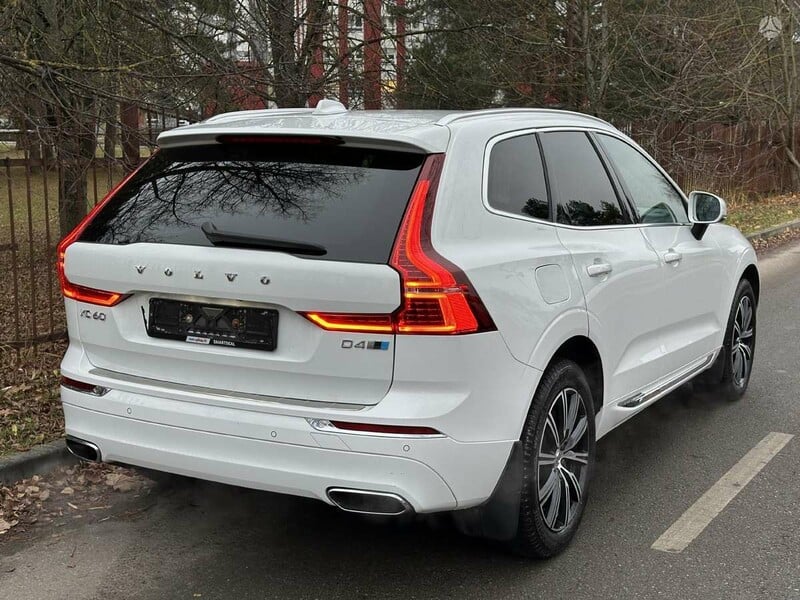 Photo 7 - Volvo XC60 2018 y Off-road / Crossover