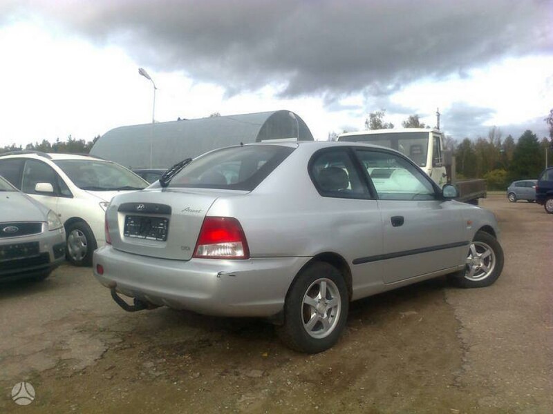 Nuotrauka 3 - Hyundai Accent 2002 m Hečbekas