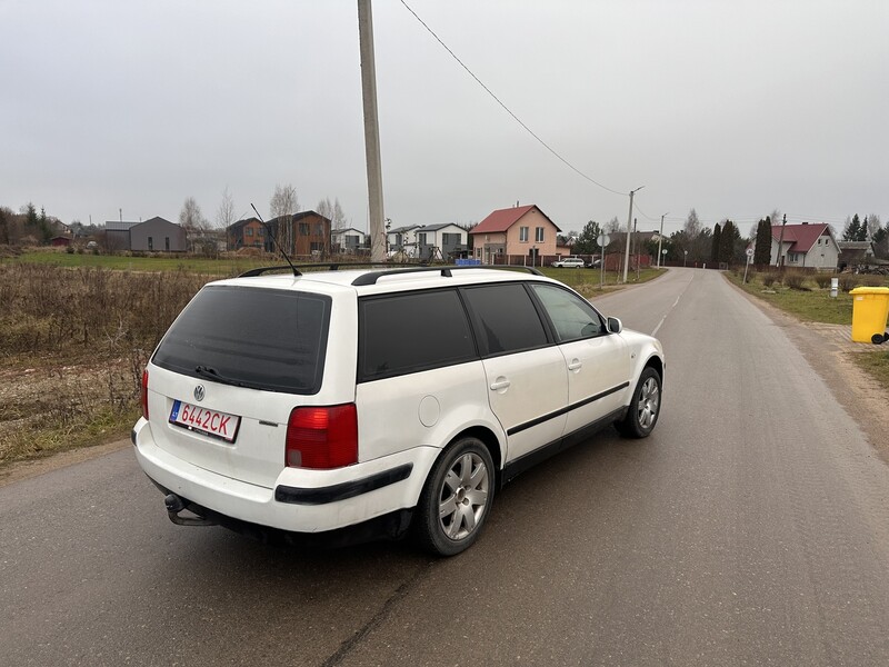 Фотография 5 - Volkswagen Passat 2001 г Универсал