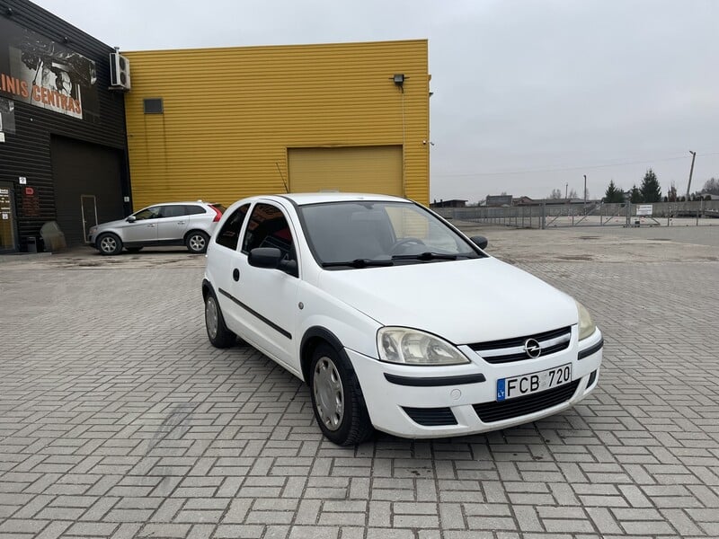 Фотография 1 - Opel Corsa 2003 г Хэтчбек