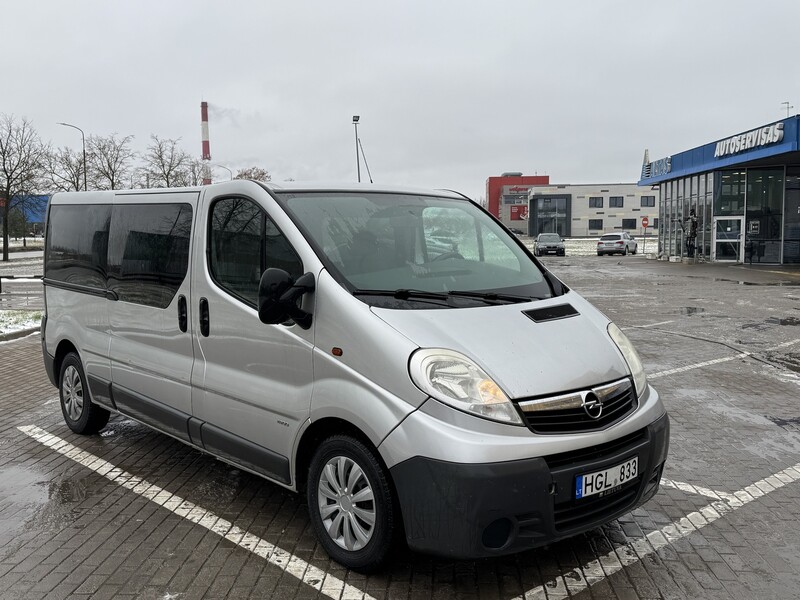 Photo 7 - Opel Vivaro 2007 y Minibus