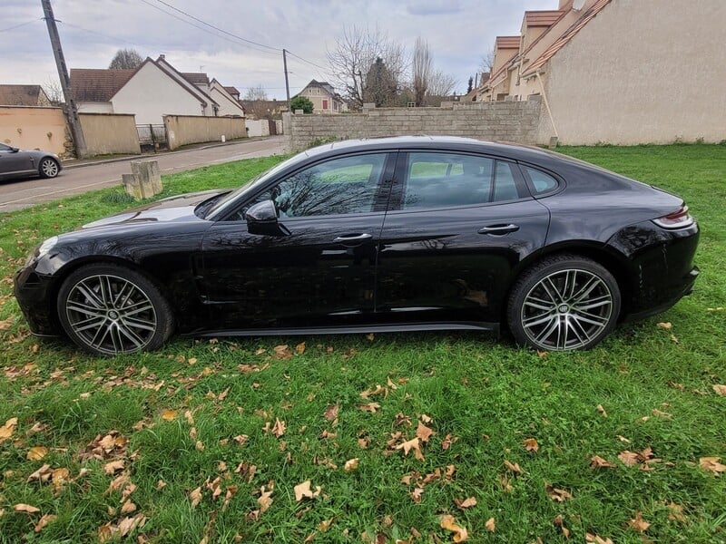 Photo 3 - Porsche Panamera 2021 y Hatchback