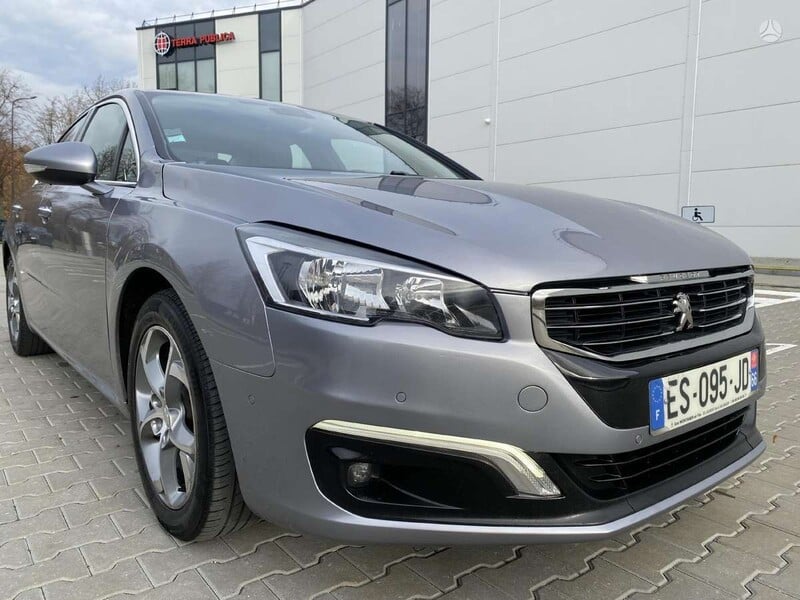 Photo 8 - Peugeot 508 2018 y Sedan