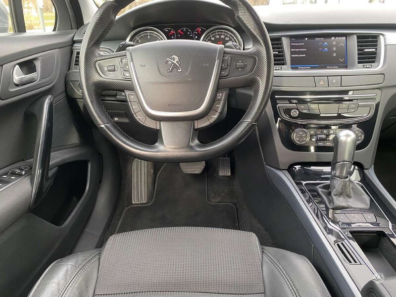 Photo 11 - Peugeot 508 2018 y Sedan