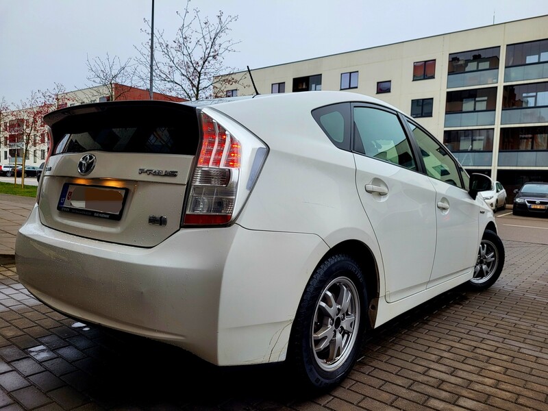 Nuotrauka 4 - Toyota Prius 2011 m Hečbekas