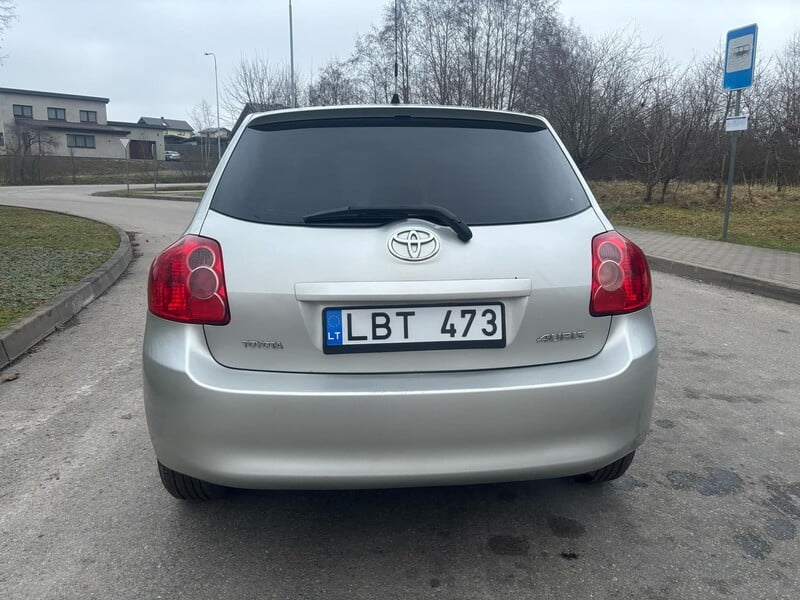 Nuotrauka 3 - Toyota Auris 2009 m Hečbekas