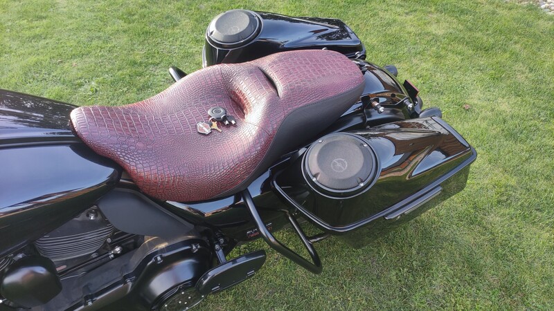 Фотография 10 - Harley-Davidson FLHX 2013 г Чопер / Cruiser / Custom мотоцикл