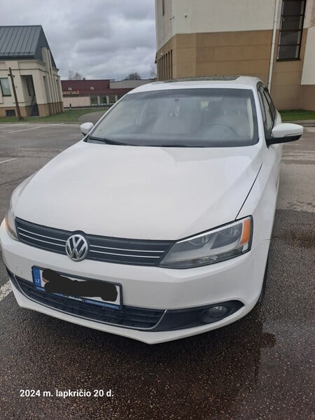 Photo 3 - Volkswagen Jetta TDI 2011 y