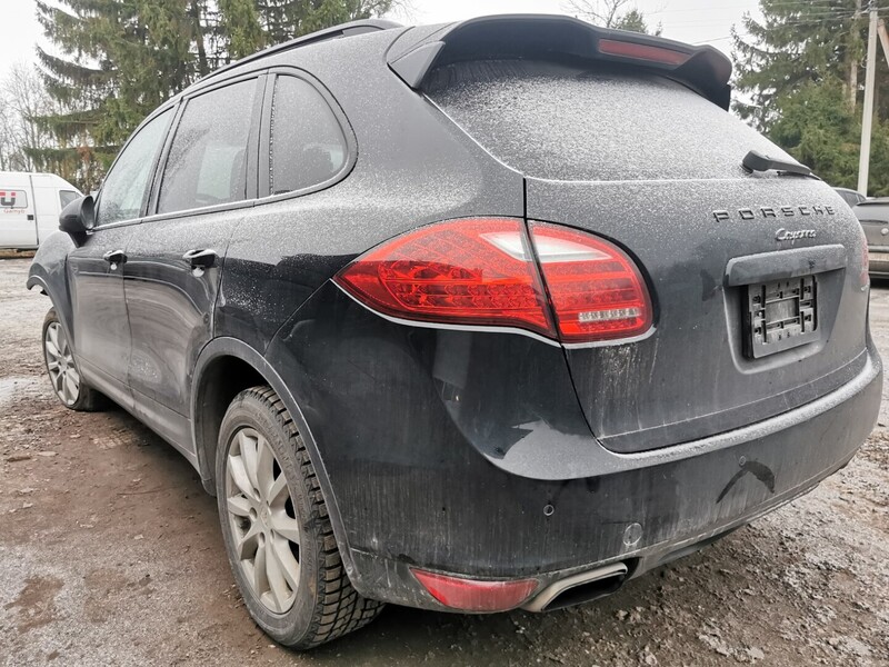 Photo 1 - Porsche Cayenne 2011 y parts