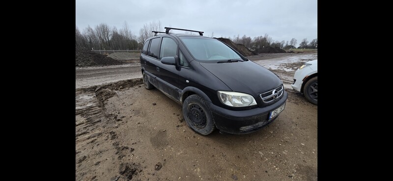 Photo 2 - Opel Zafira 2003 y Van