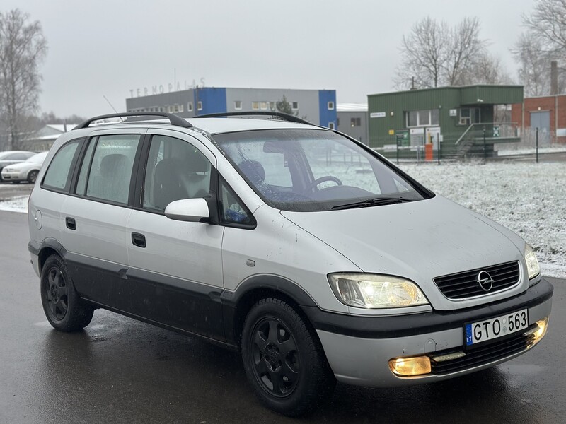 Photo 3 - Opel Zafira 2002 y Van