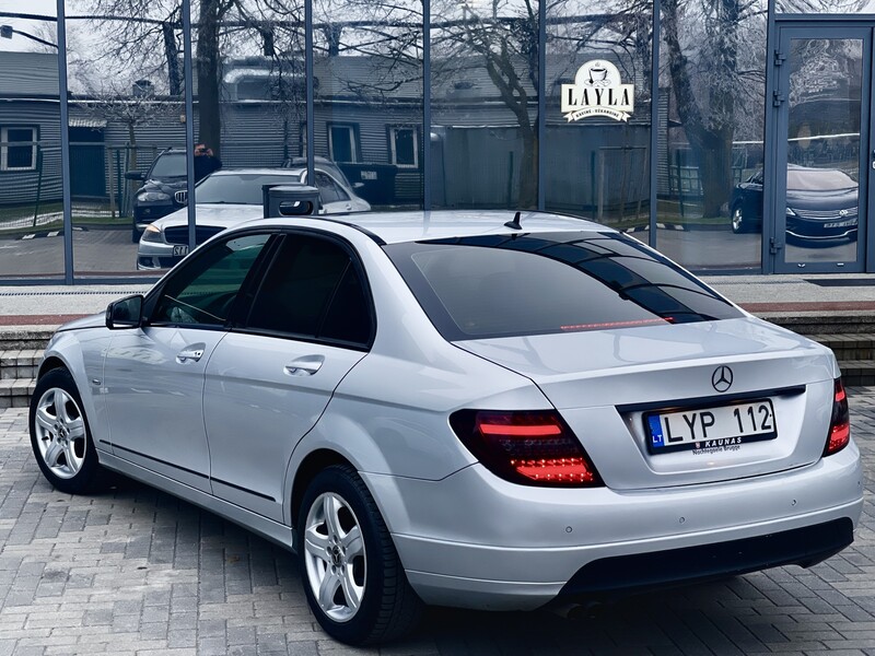 Photo 1 - Mercedes-Benz C 200 2008 y Sedan