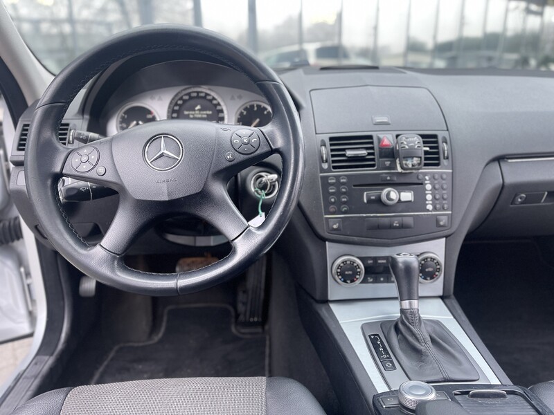 Photo 15 - Mercedes-Benz C 200 2008 y Sedan