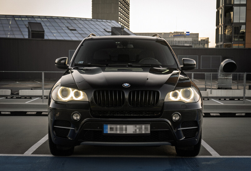 Photo 3 - Bmw X5 2011 y Off-road / Crossover