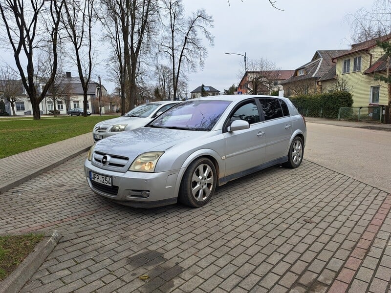 Фотография 1 - Opel Signum 2004 г Хэтчбек