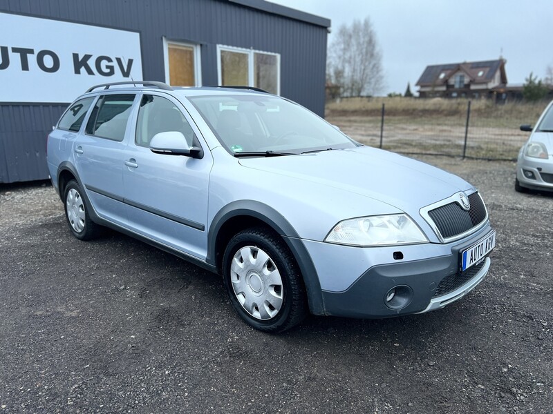 Nuotrauka 9 - Skoda Octavia Scout 2009 m Universalas