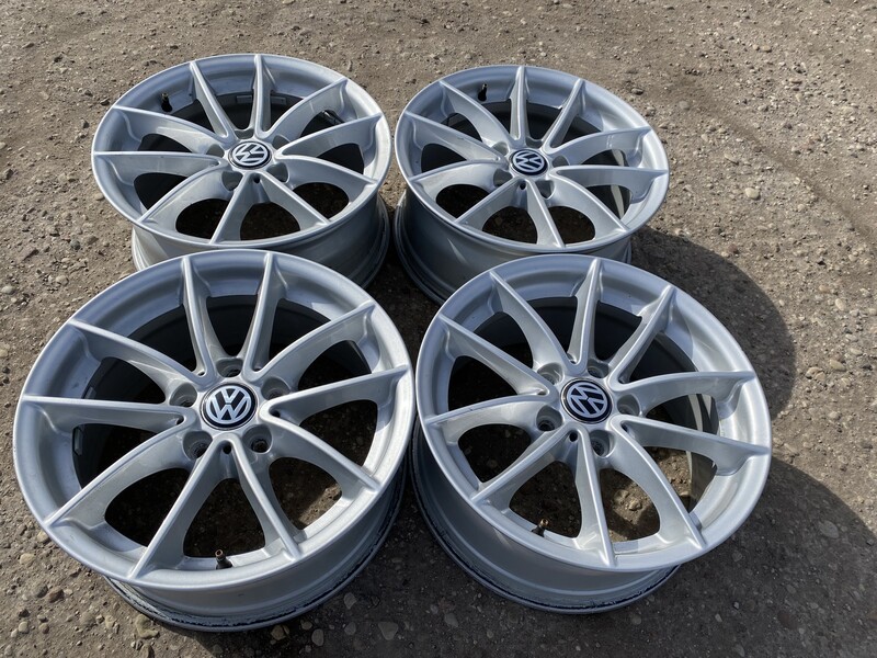 Photo 1 - Volkswagen Siunciam, 7,5J ET32 light alloy R17 rims