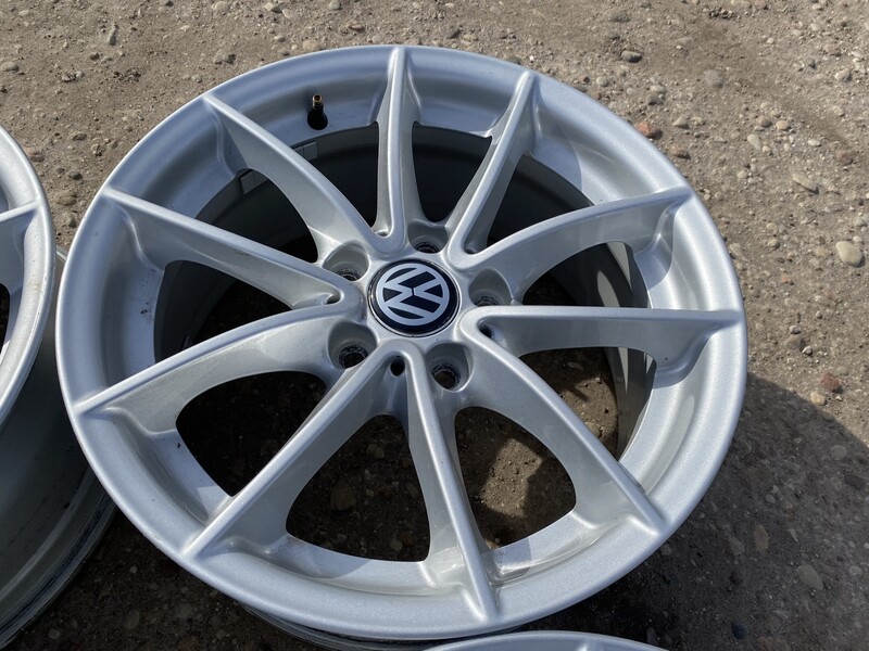 Photo 4 - Volkswagen Siunciam, 7,5J ET32 light alloy R17 rims