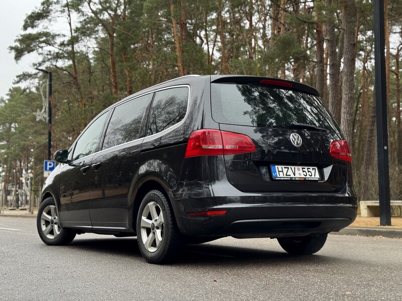 Фотография 4 - Volkswagen Sharan 2012 г Минивэн