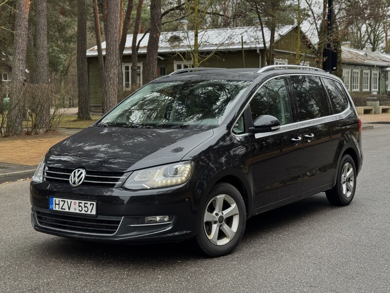 Фотография 1 - Volkswagen Sharan 2012 г Минивэн