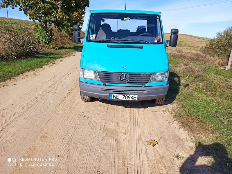 Photo 2 - Mercedes-Benz Sprinter 1998 y Heavy minibus