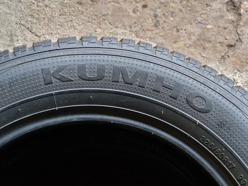 Фотография 6 - Kumho I'ZEN KW23, ZIEMINES R17 зимние шины для автомобилей