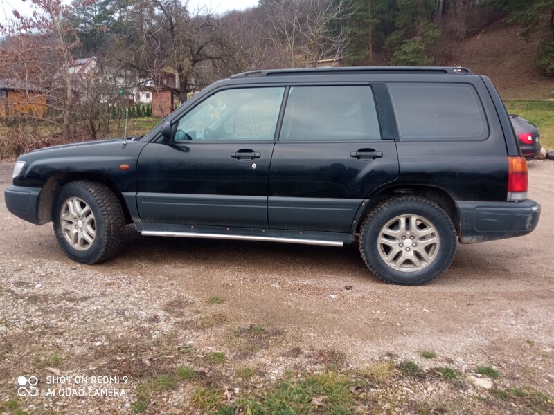 Photo 3 - Subaru Forester 1998 y Off-road / Crossover