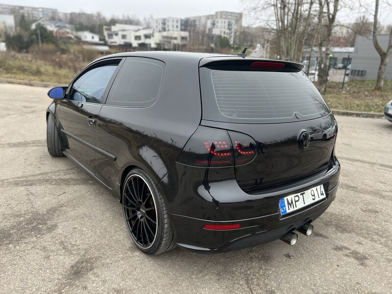 Nuotrauka 8 - Volkswagen Golf 2004 m Hečbekas