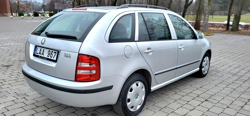 Photo 3 - Skoda Fabia 2003 y Wagon