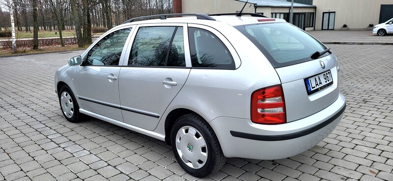 Photo 4 - Skoda Fabia 2003 y Wagon