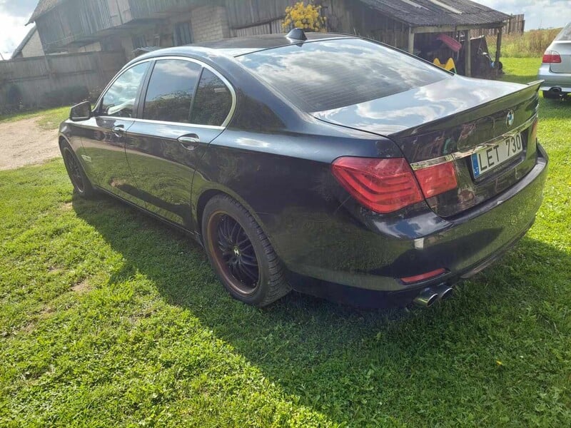 Nuotrauka 1 - Bmw 730 2010 m Sedanas