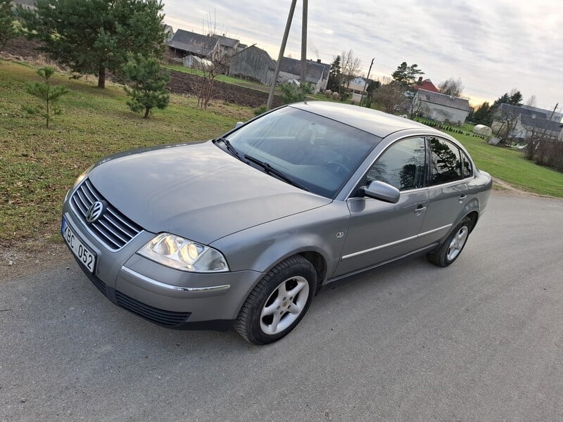 Фотография 9 - Volkswagen Passat 2002 г Седан