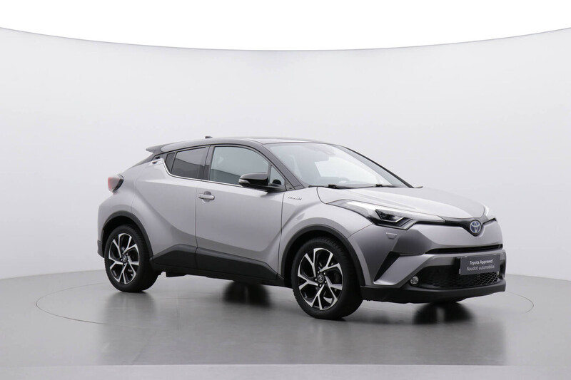 Фотография 18 - Toyota C-HR 2017 г Внедорожник / Кроссовер