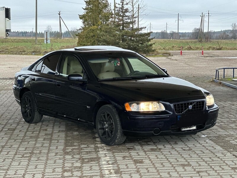 Фотография 1 - Volvo S60 2006 г Седан