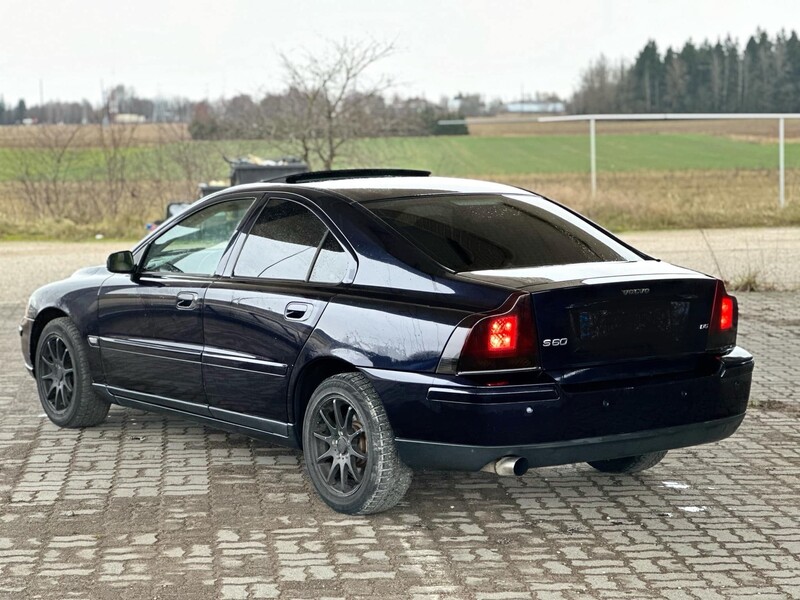 Фотография 3 - Volvo S60 2006 г Седан