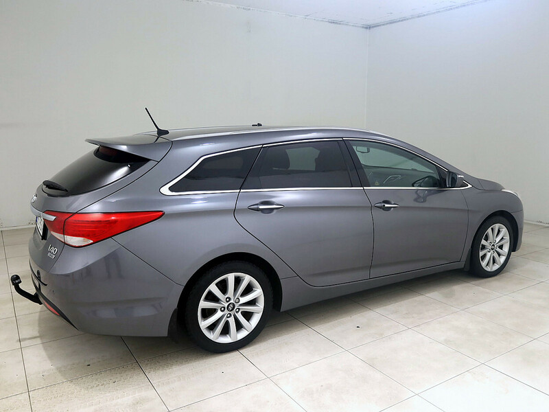 Фотография 3 - Hyundai i40 2012 г Универсал