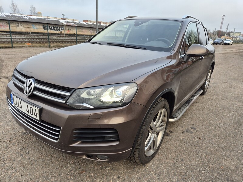 Photo 2 - Volkswagen Touareg 2010 y Off-road / Crossover