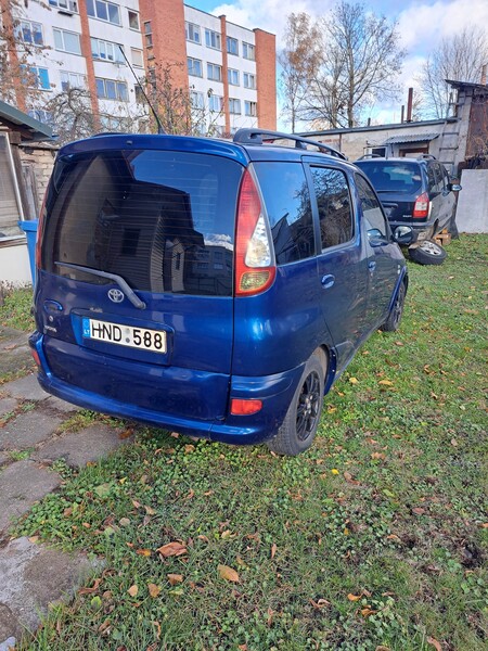 Photo 3 - Toyota Yaris Verso 2004 y Wagon