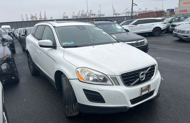 Nuotrauka 1 - Volvo XC60 2013 m Visureigis / Krosoveris