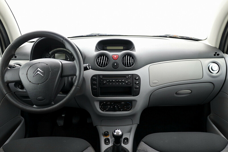 Photo 5 - Citroen C3 2005 y Hatchback