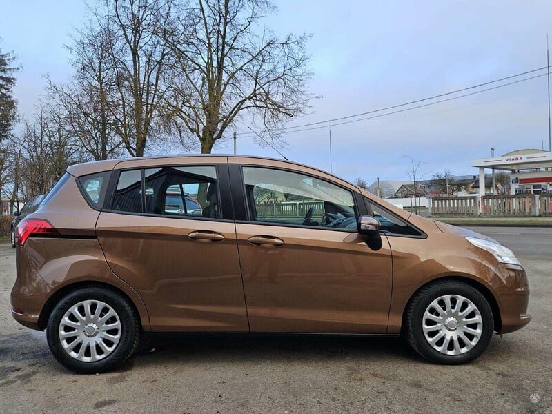 Photo 9 - Ford B-MAX 2012 y Hatchback