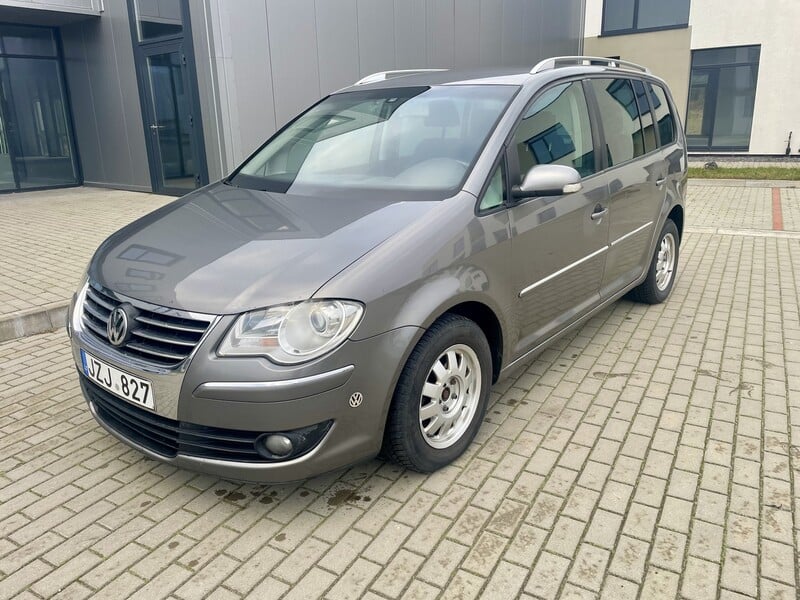 Photo 2 - Volkswagen Touran 2007 y Van