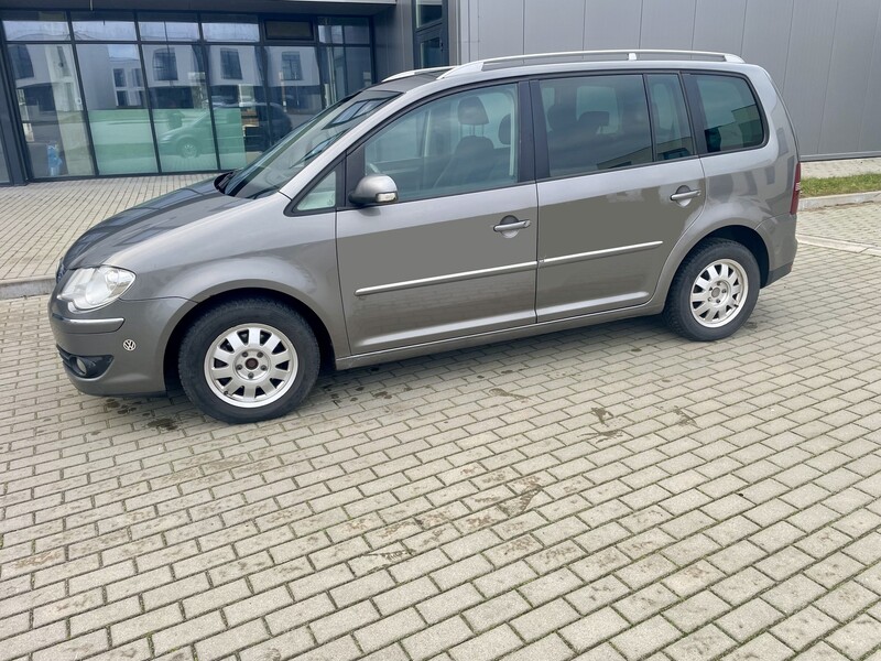 Photo 7 - Volkswagen Touran 2007 y Van