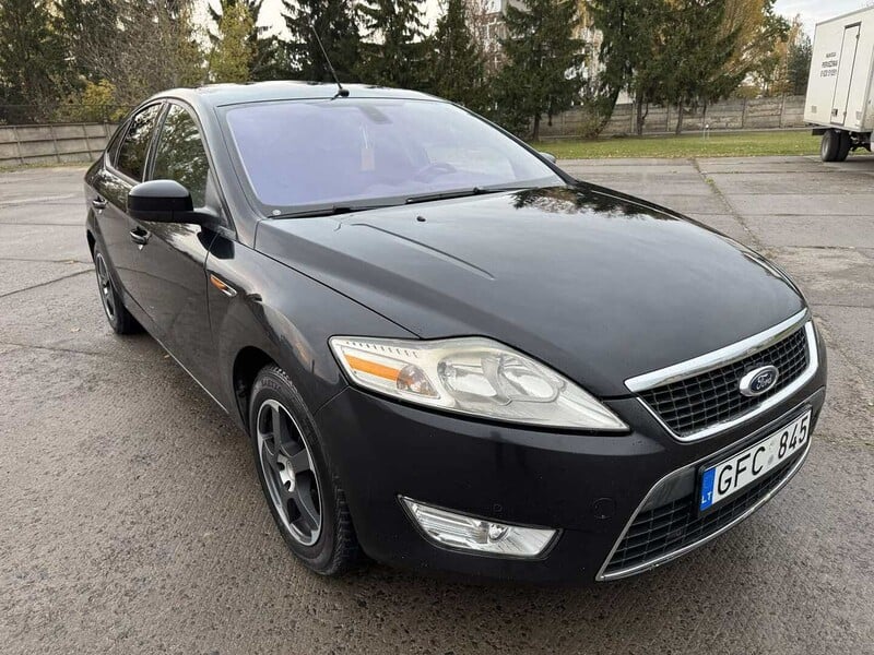 Фотография 1 - Ford Mondeo 2008 г Хэтчбек